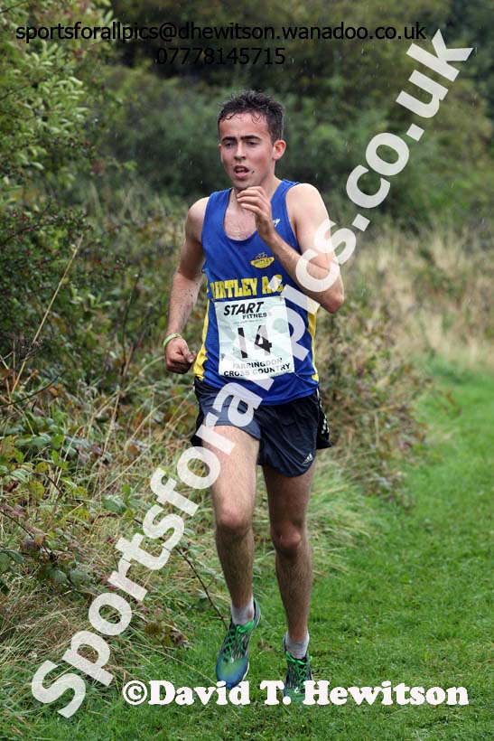 Senior mens relay, Sunderland Harriers Open Cross Counry, Farringdon Park, Sunderland. Photo: David T. Hewitson/Sports for All Pics